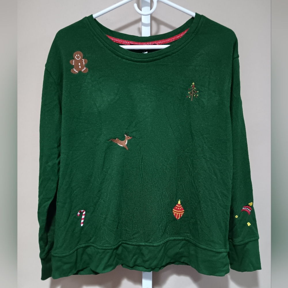 Jane and Delancy Women's (Size M) Green Christmas Crew Neck Sweatshirt (NWT)